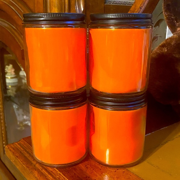 Bath & Body Works Pumpkin Carving Single Wick Candle Set - Picture 2 of 4